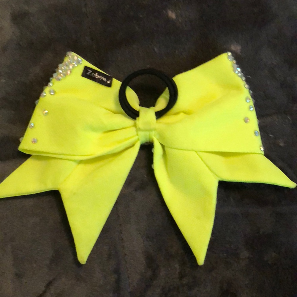 cheer bow - Picture 3 of 3